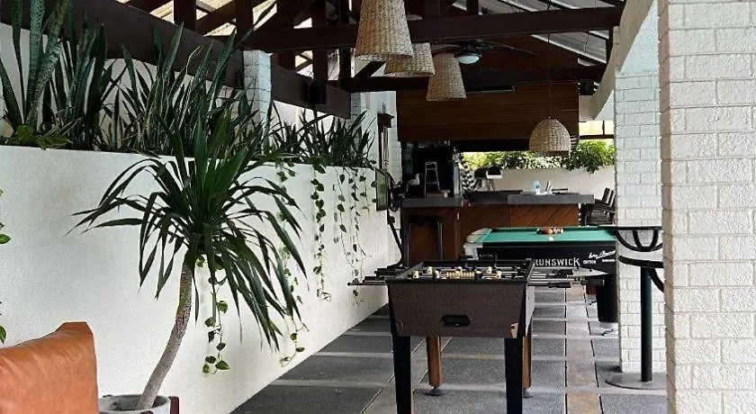 אנגלס Oasis Hotel הפיליפינים